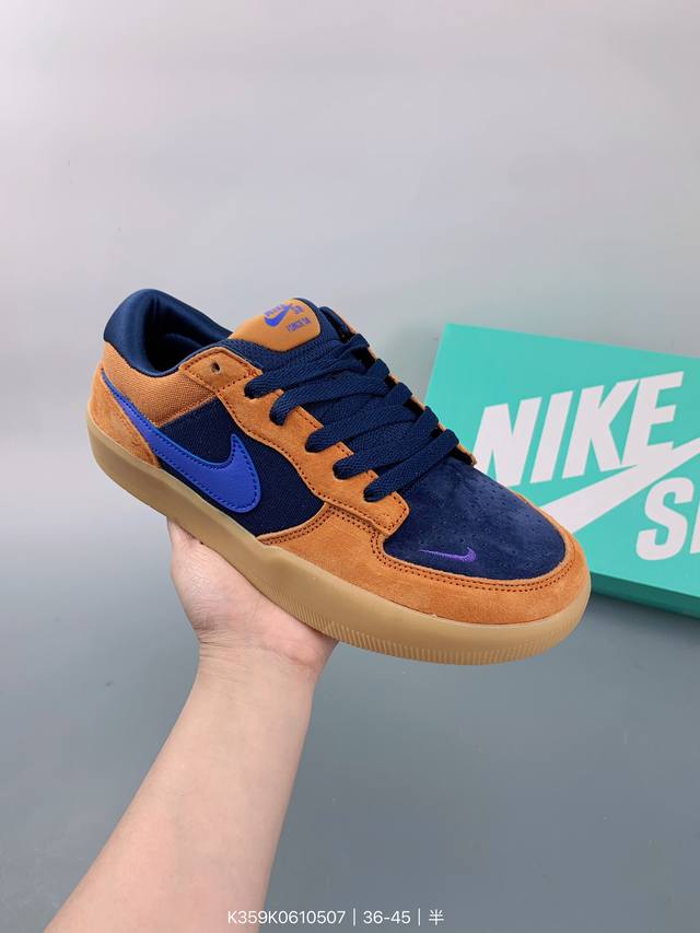 耐克nike Sb 是一款将前沿创新带入街头的单品，它具有硫化杯底，具有出色的耐用性和灵活性。 Size：如图 编码：K359K0610507