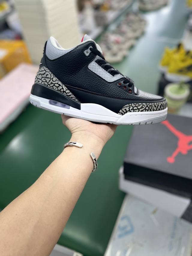 S版性价比头层长期福利 纯原air Jordan 3 Retro Cement Grey Aj3 乔3水泥灰 #整体以白色荔枝皮和打孔皮革，衬托深灰色爆裂纹。加