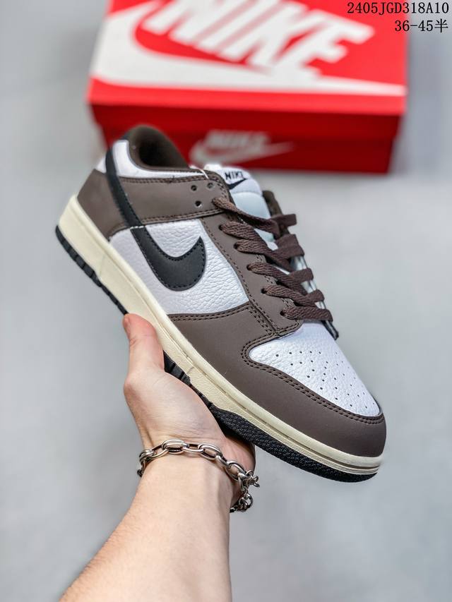 公司级带半码 耐克nike Sb Dunk Low 扣篮系列复古低帮休闲运动滑板板鞋。采用脚感柔软舒适zoomair气垫，有效吸收滑板等极限运动在落地时带来的冲