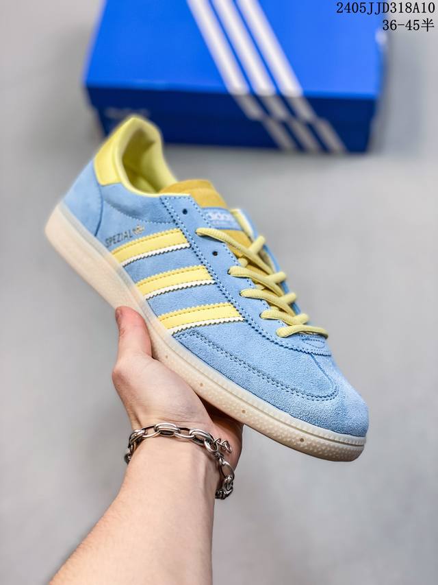 阿迪达斯 德训鞋 Adidas Originals Samba Og Shoes 经典运动鞋小白鞋 T头鞋 男女板鞋 彰显休闲摩登风情的时尚经典鞋。它诞生于50