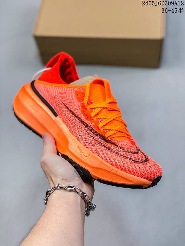 司级nk Zoomx Invincible Run Flyknit Fk 3S 不可战胜3代系列轻量飞织低帮休闲运动慢跑鞋 此鞋专为短跑运动员而生，是为 5 至