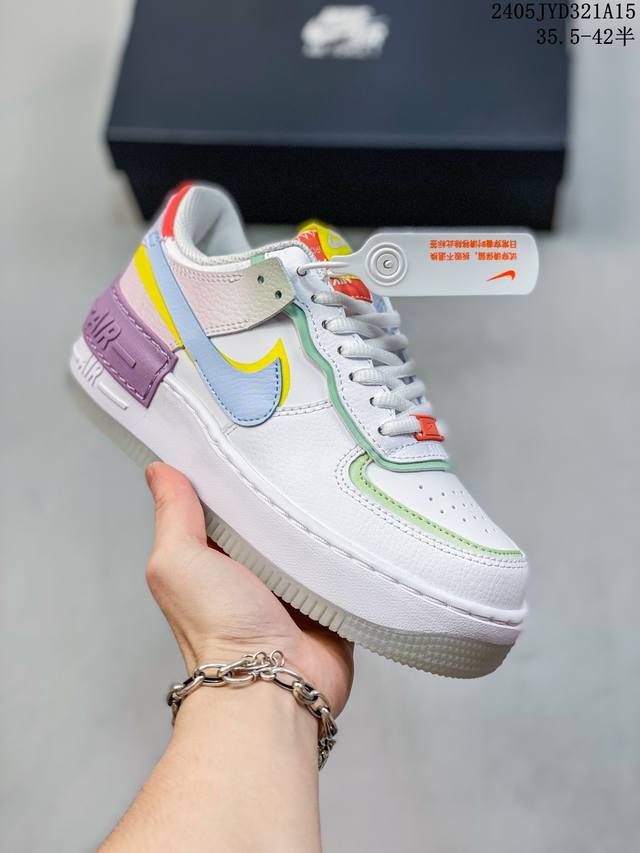 公司级空军马卡龙果冻系列 耐克 Nike Air Force 1 Shadow Af1解构机能拼接 空军一号轻量增高魔术贴低帮百搭板鞋，一改原先的常规 Swoo