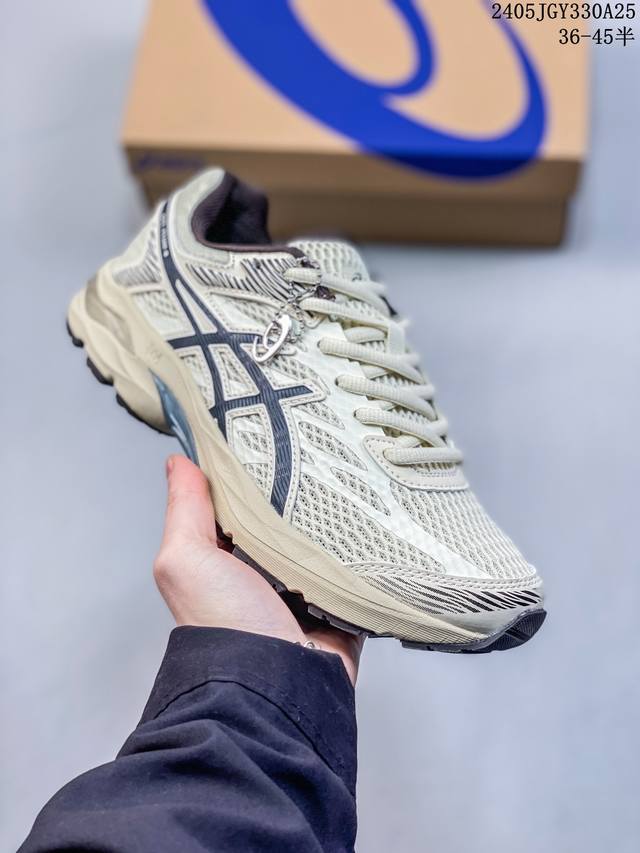 亚瑟士asics Cel-Cel-Flux 4复古单品 网面休闲透气跑步鞋 鞋款采用亚瑟士amplifoam科技 为运动中带来回弾性和轻量性感受 工程网眼鞋面提