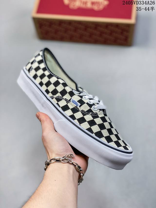 万斯 Vans 棋盘格子 Aut 黑白棋盘格子 低帮中性时尚复古帆布鞋 Size ：35 36 36.5 37 38 38.5 39 40 40.5 41 42