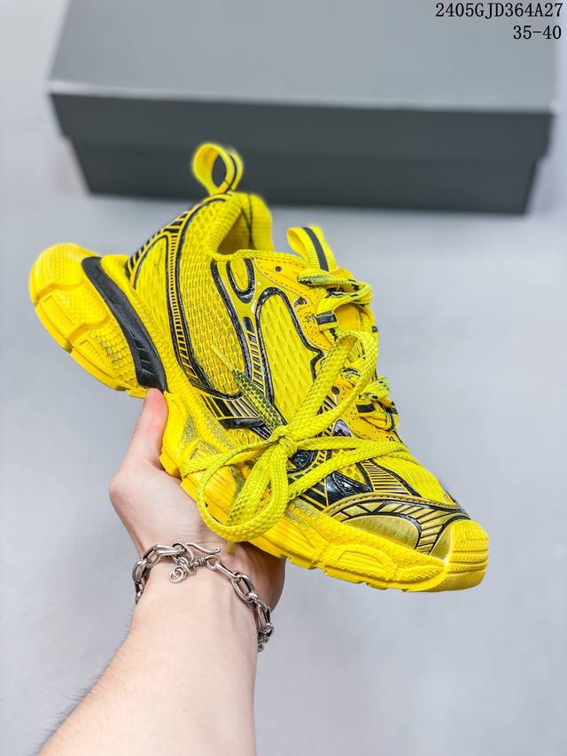 巴黎10代 Balenciaga 巴黎世家 男女鞋配件防尘袋及附送鞋带,升级加厚鞋盒，全部采用湖南兴鼎原厂档案原楦数据开发，采用环保再生超纤革与网眼织物鞋面材质