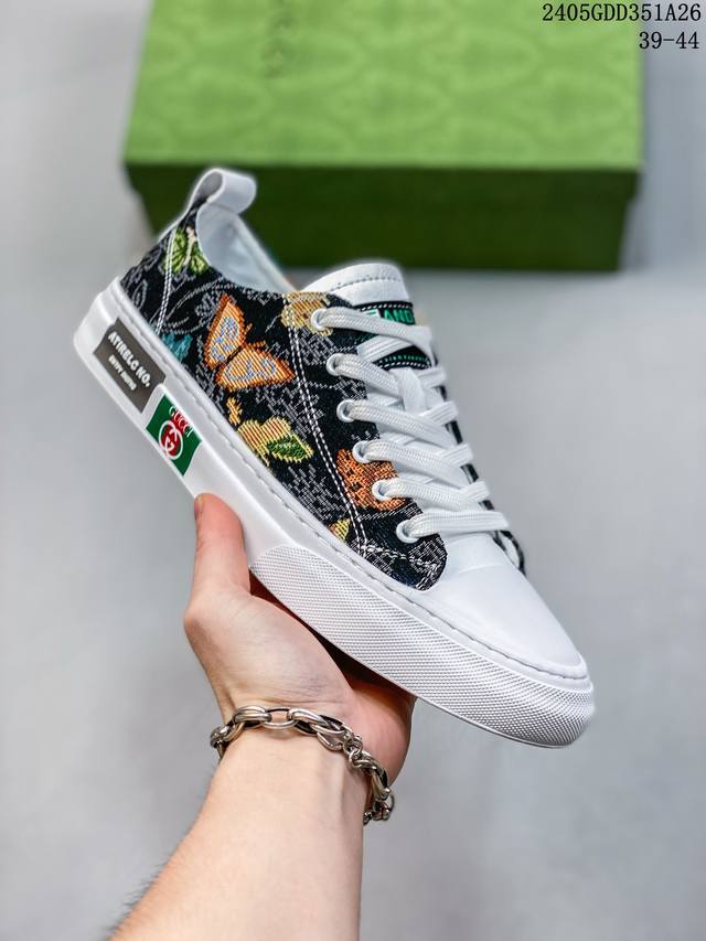 Gucci 轻奢单品 广东品质原厂 高奢古驰gucci Screener Gg High-Top Sneaker休闲潮鞋系列意大利进口超软小牛皮+刺绣搭配 原装