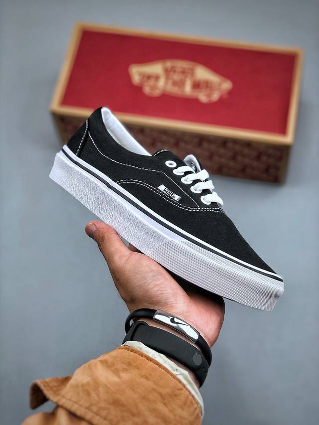 Vans Authentic 44 Dx 黑灰 灯芯绒格纹拼接 休闲帆布滑板鞋 复古高级 质感满满 不易撞款 货号：Vn0005U81O7 尺码：35 36 3