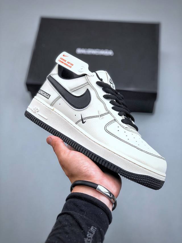 Balenciaga×Nike Air Force 1'07 Low 联名三勾 米黑空军一号低帮休闲版鞋 定制皮料 原楦头原纸板 纯正空军版型 内置全掌气垫