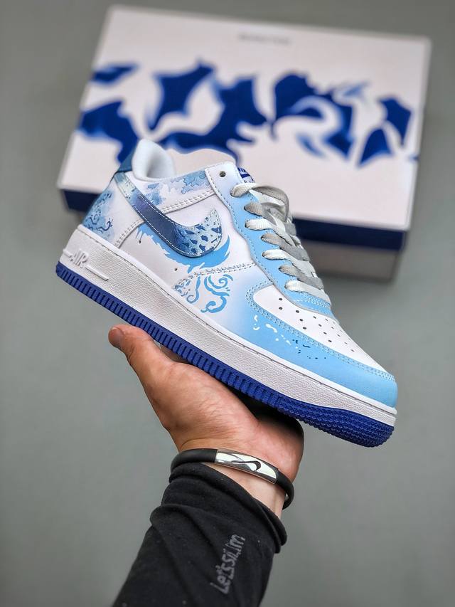 Nike Air Force 1′07 Low 空军一号低帮百搭休闲运动板鞋 Dv0813-104 柔软、弹性十足的缓震性能和出色的中底设计 横跨复古与现代的外