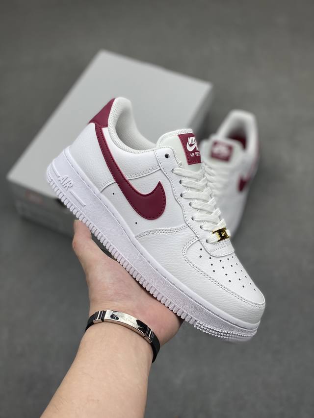 官方同步 公司级 Nike Air Force 1 Low ’07 白酒红配色 空军一号低帮休闲板鞋 原厂定制皮料 原楦原纸板 纯正版型 正品nfc感应芯片 高