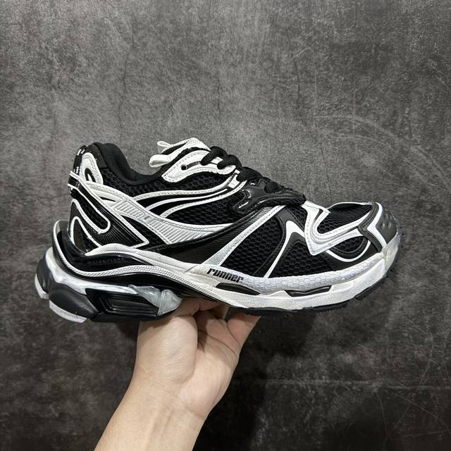 纯原ok版 Balenciaga Runner 2.0 Sneaker 巴黎世家七代慢跑系列低帮复古野跑潮流运动鞋老爹鞋 尼龙和网布材质 磨损效果 鞋头边缘印有