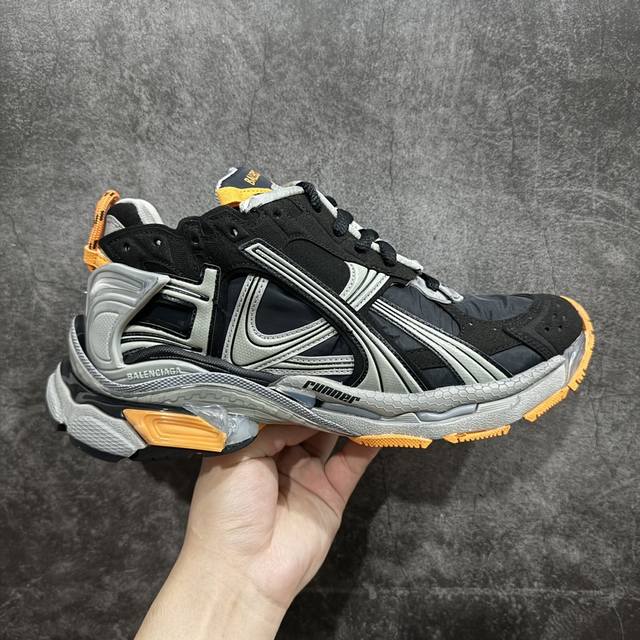 Xa版本 Balenciaga Runer 巴黎世家7代 破坏风 手工做旧款复古老爹鞋 全新版本出货 核心配合工厂优势供应 市场最优品质 鞋型细节做旧等都好于市