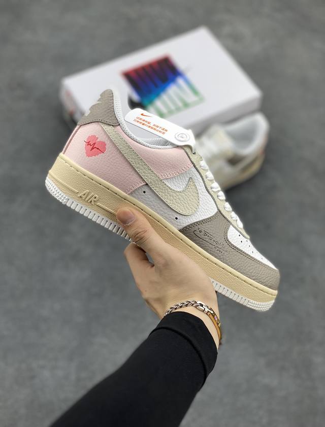 Nike Air Force 1 “520爱心” 空军一号低帮运动休闲板鞋 官方同步 原装级别 原楦头原纸板 打造纯正空军版型#专注外贸渠道 全掌内置蜂窝气垫