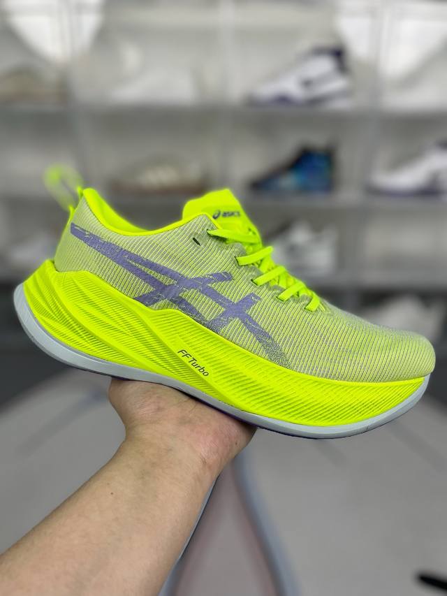 Y版纯原 Asics Superblast 减震防滑耐磨 低帮 跑步鞋 男女同款 绿色 亚瑟士 Superblast是一款多功能的训练跑鞋，帮助跑者轻松驾驭中长