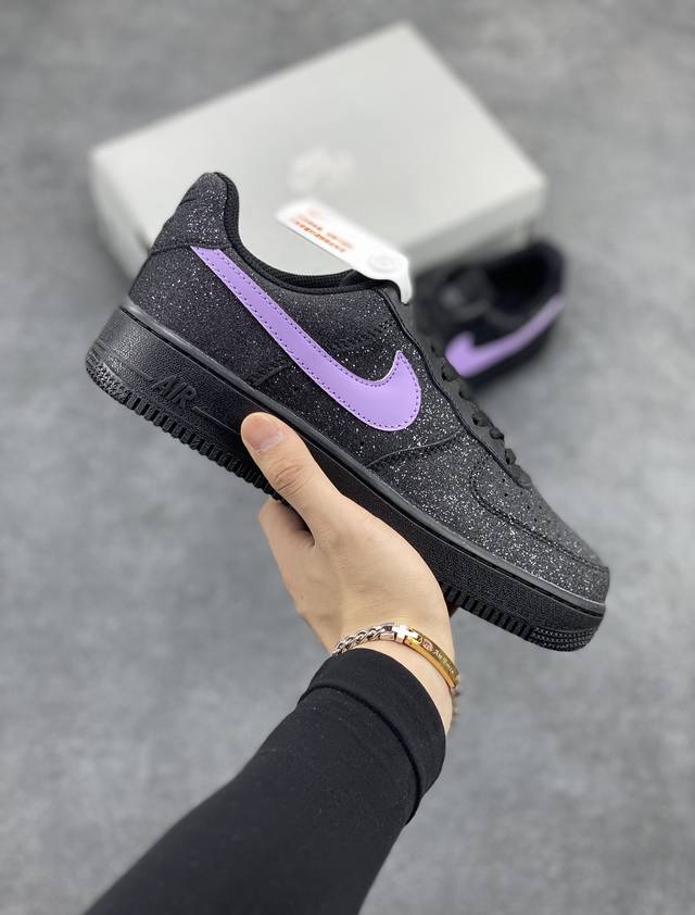 超级福利 核心特价 独家供货 长期补货 Nike Air Force 1 Low 黑紫满天星 原楦头原纸板 打造纯正空军版型 专注外贸渠道 全掌内置蜂窝气垫 原