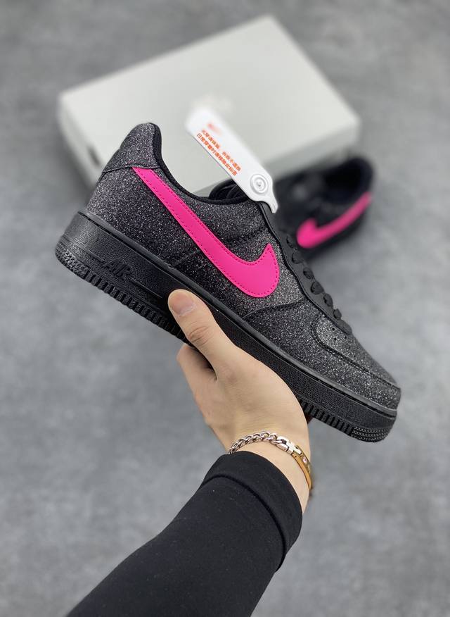 超级福利 核心特价 独家供货 长期补货 Nike Air Force 1 Low 黑玫红满天星 原楦头原纸板 打造纯正空军版型 专注外贸渠道 全掌内置蜂窝气垫