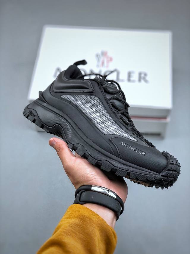 Moncler 盟可睐 蒙口 Trailgrip Gtx 抗撕裂材质山地户外鞋 鞋身采用cordura防撕裂尼龙 Gore-Tex防水材质 中底内置全掌碳板 支