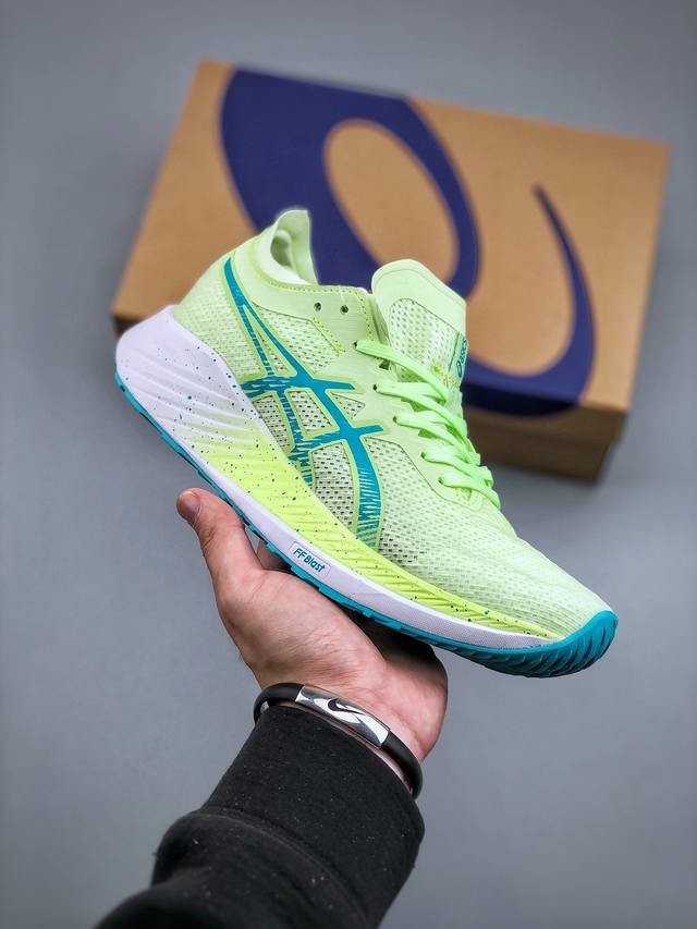 Asics Magic Speed Magic Speed系列碳板竞速跑步鞋鞋款采用亚瑟士ff Blast Cushioning中底设计，为运动中带来回弾性和轻