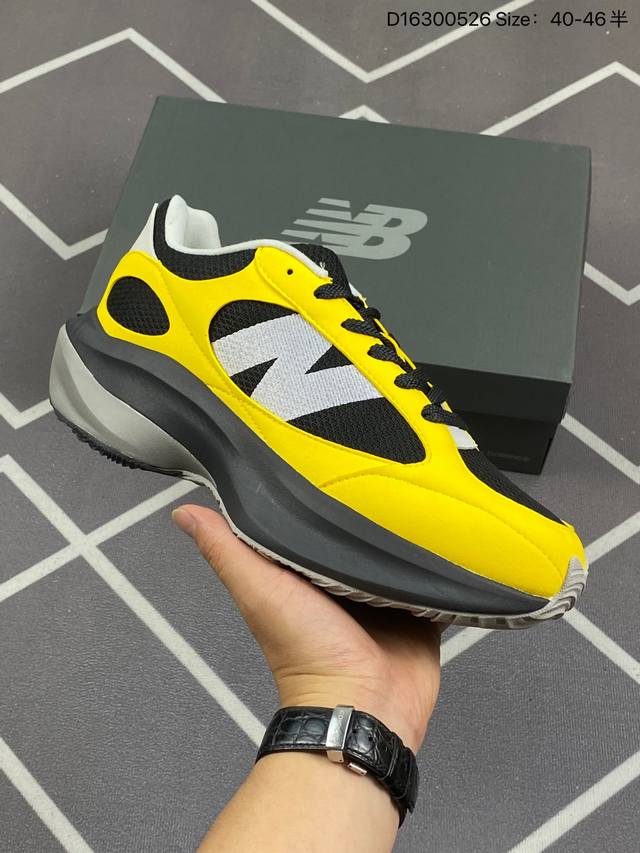 椰香扑鼻new Balance Warped Runner新款老爹鞋 厚底增高休闲复古运动跑步鞋。Beam大底提供足步弓支撑，解构皮革。用猪巴革拼接透气网眼，后