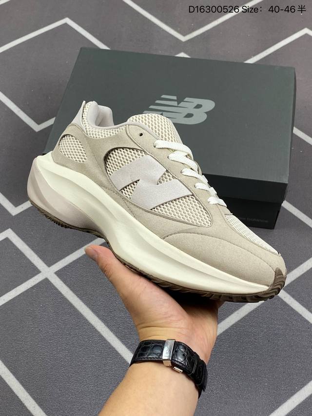 椰香扑鼻new Balance Warped Runner新款老爹鞋 厚底增高休闲复古运动跑步鞋。Beam大底提供足步弓支撑，解构皮革。用猪巴革拼接透气网眼，后