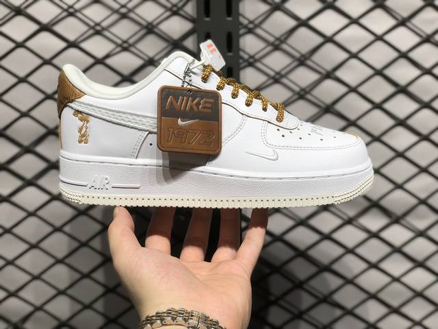 Air Force 1 Low 原装级别 原楦头原纸板 打造纯正空军版型专注外贸渠道 全掌内置蜂窝气垫 原盒配件 原厂中底钢印、拉帮完美 货号：Hf5716 1