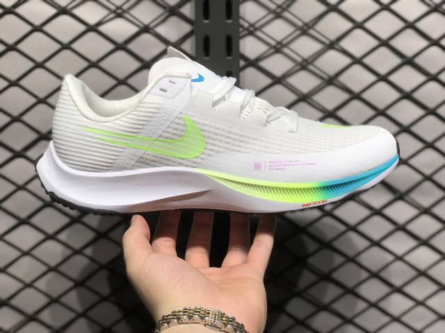 耐克nike Air Zoom Rival Fly 3 超弹透气轻量跑步鞋鞋款搭载 Flyknit 材料 出众弹性 易于穿脱 采用react技术 轻盈耐 跑步健