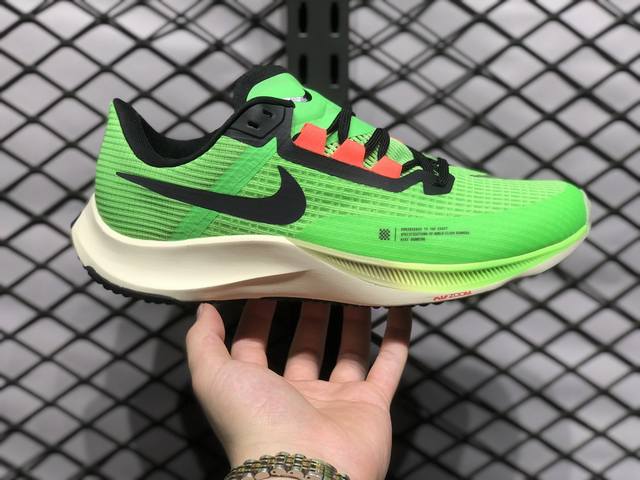 耐克nike Air Zoom Rival Fly 3 超弹 透气轻量跑步鞋鞋款搭载 Flyknit 材料 出众弹性 易于穿脱 采用react技术 轻盈耐 跑步