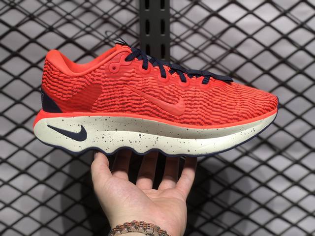 Nike Motiva 莫提瓦系列 Nike Wmns Motiva Cushlon30泡绵缓震跑步鞋脚底下的缓震配置越厚 运动过程中的体验就会越柔