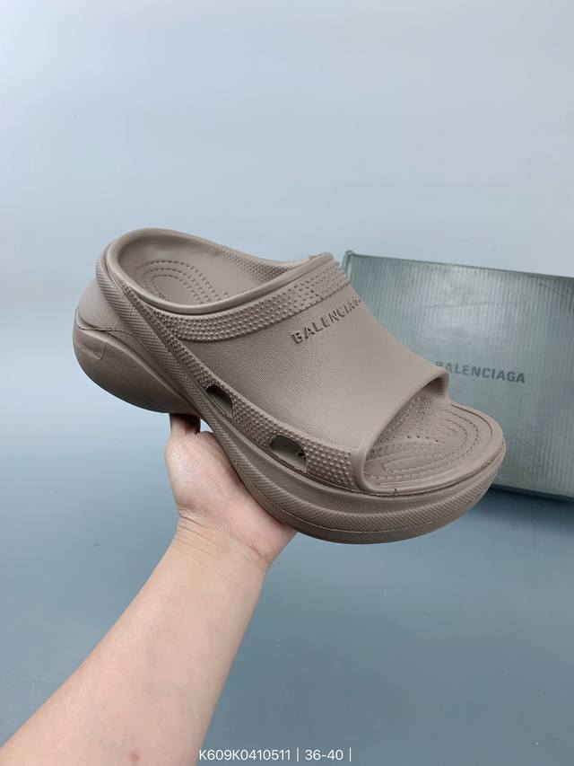 Balenciaga 巴黎世家 女鞋采用全新开发双层超轻95% 注塑 Eva塑料上下层组合模具,5%泡沫塑料发泡缓震物料，明显外增高5.0Cm厘米效果夏季新品,