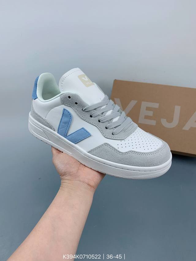 Veja V-10 低帮运动鞋 Size：如图 编码：K394K0710522