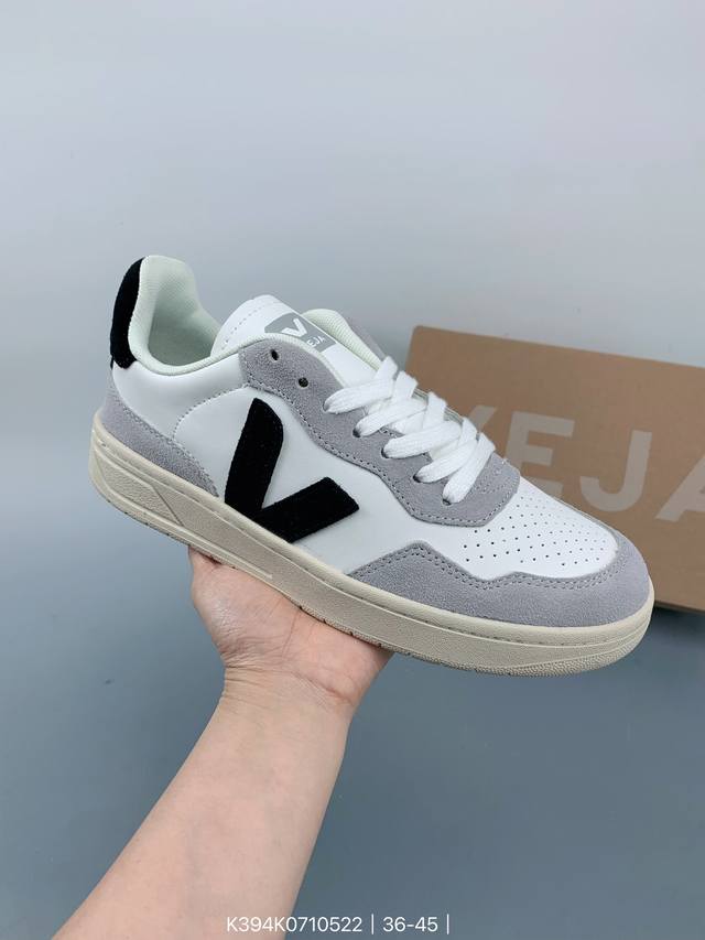 Veja V-10 低帮运动鞋 Size：如图 编码：K394K0710522