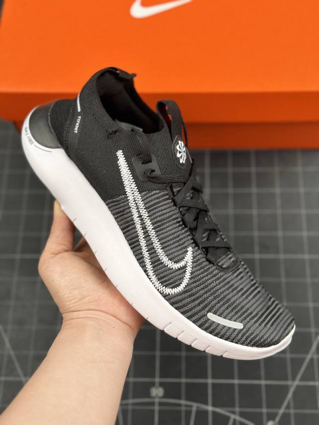 核心私 Nike Free Rn 3.0 Fk Next Nature Se环保材料赤足轻盈慢跑宝藏鞋 鞋头出色设计 塑就出众贴合感 稳固的后跟贴合足部曲线设计