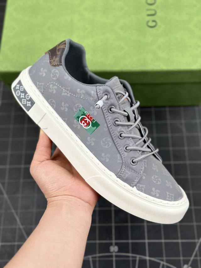 核心私 Gucci 轻奢单品 广东品质原厂 高奢古驰gucci Screener Gg High-Top Sneaker休闲潮鞋系列 意大利进口超软小牛皮+刺绣