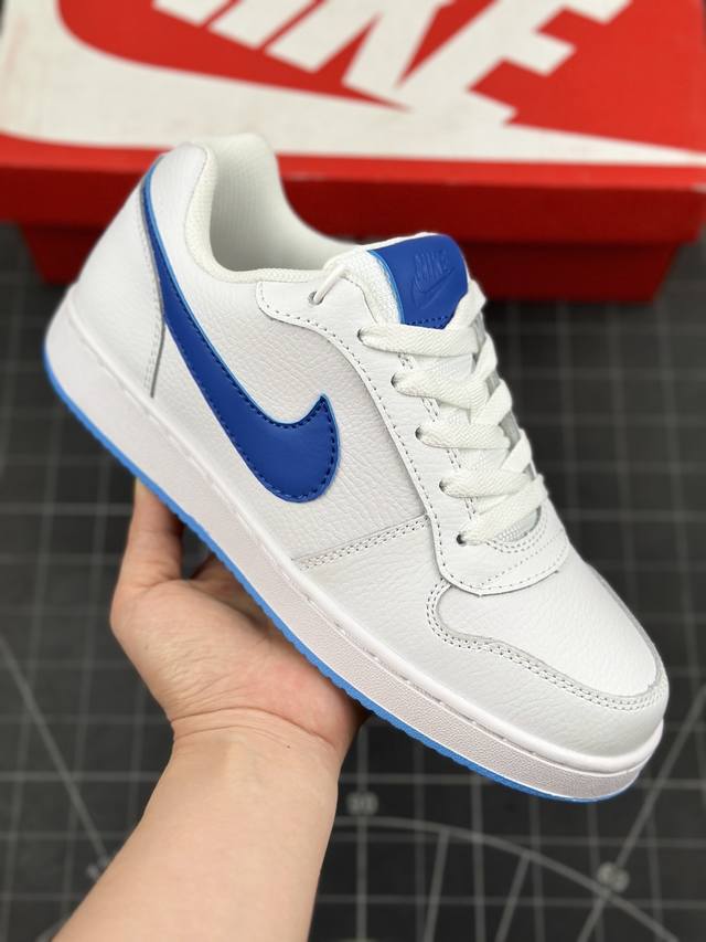 核心私 耐克 Wmns Nike Ebernon Low 复古低帮休闲运动滑板板鞋 采用脚感柔软舒适zoomair气垫，有效吸收滑板等极限运动在落地时带来的冲击