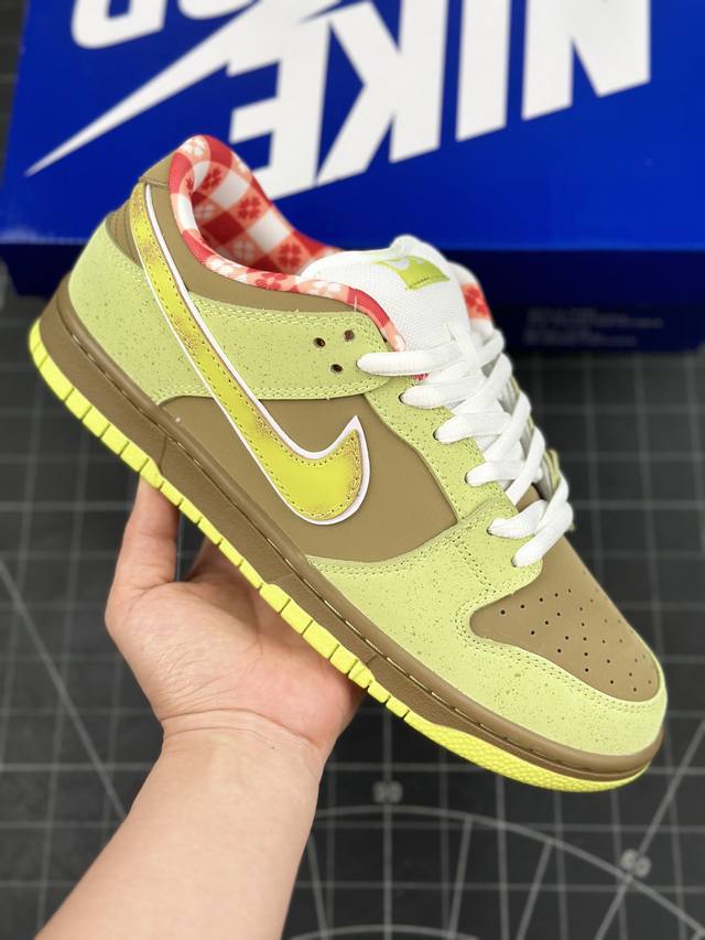 核心私 Nike Sb Dunk Low 荧光绿龙虾联名tagz订制 耐克sb低帮休闲运动板鞋 纯原大厂出品 极力推荐 原装头层材料 独家版型蒸餾加工 帶來的是