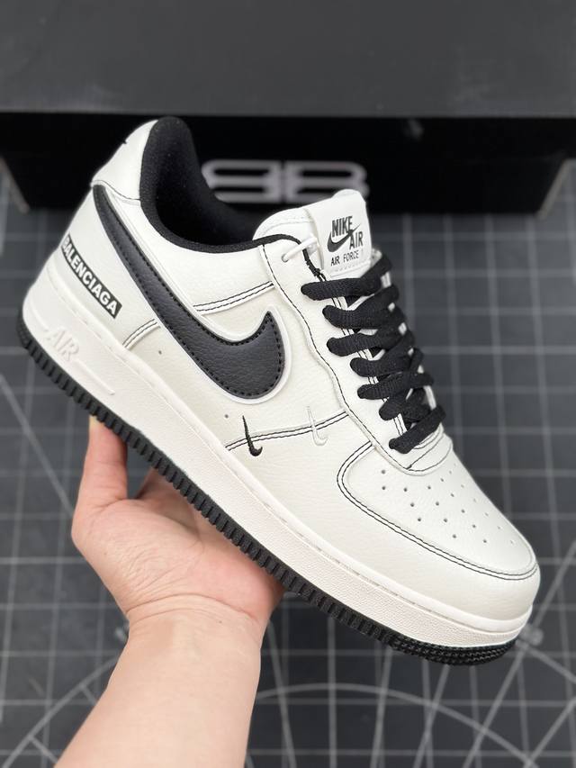 核心私 Balenciaga×Nike Air Force 1'07 Low 联名三勾 米黑空军一号低帮休闲版鞋 定制皮料 原楦头原纸板 纯正空军版型 内置全掌