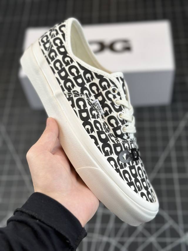 核心私 依旧串标当道,川久保玲全新联名comme Des Garcons X Vans Vault Og Authentic Lx Cdg 高端支线5孔埃拉低帮