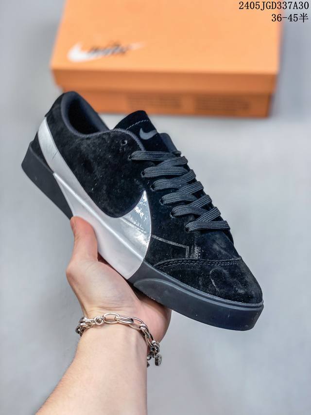 公司级耐克nike Sb Bruin Hi黑武士鞋款还于鞋舌处采用钢压点缀品牌标识，奢华感大为提升！也为整体造型注入更多简洁潮流元素 货号:Av2253-001