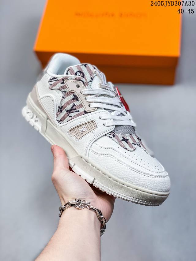 Louis Vuitton Trainer Lv 路易威登文化百搭篮球板鞋 尺码：40-45 05Jyd307A31