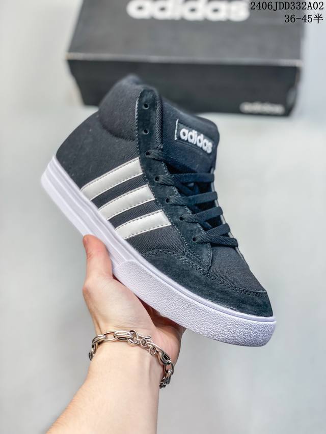 阿迪达斯 Adidas Vl Court Classic Shoes 运动休闲板鞋德训鞋 T头鞋 这款adidas经典运动鞋，以经典造型塑就百搭风格。灵感源自a