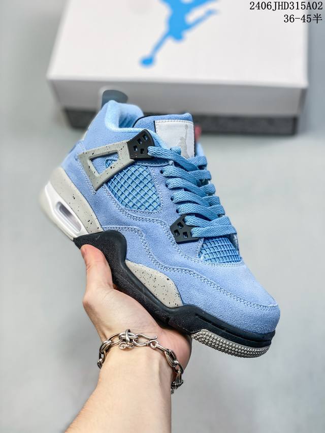 Air Jordan 4 Retro Aj4 乔丹4代 Aj4 乔4 乔丹篮球鞋系列 承袭了 Black Cat 的劲酷风范，眼前的这双 Air Jordan