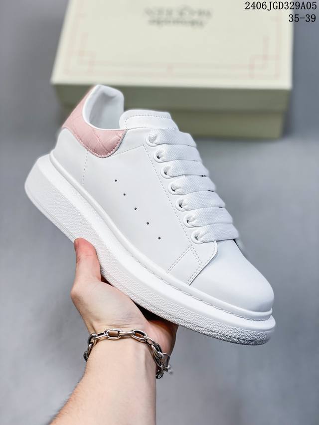 Alexander Mcqueen 麦坤亚历山大 麦昆 Sole Leather Sneakers低帮时装厚底休闲运动小白鞋。全套专柜包装物及配件 意大利进口丝