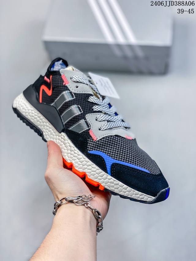 真标阿迪达斯adidas Nite Jogger 2019 Boost 夜行者新配色 复古跑鞋原厂材料 原厂大底 私家独模 网布搭配麂皮拼接打造鞋面 极具复古风