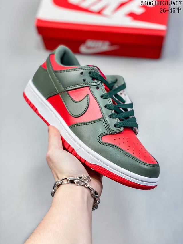 公司级带半码 耐克nike Sb Dunk Low 扣篮系列复古低帮休闲运动滑板板鞋。采用脚感柔软舒适zoomair气垫，有效吸收滑板等极限运动在落地时带来的冲