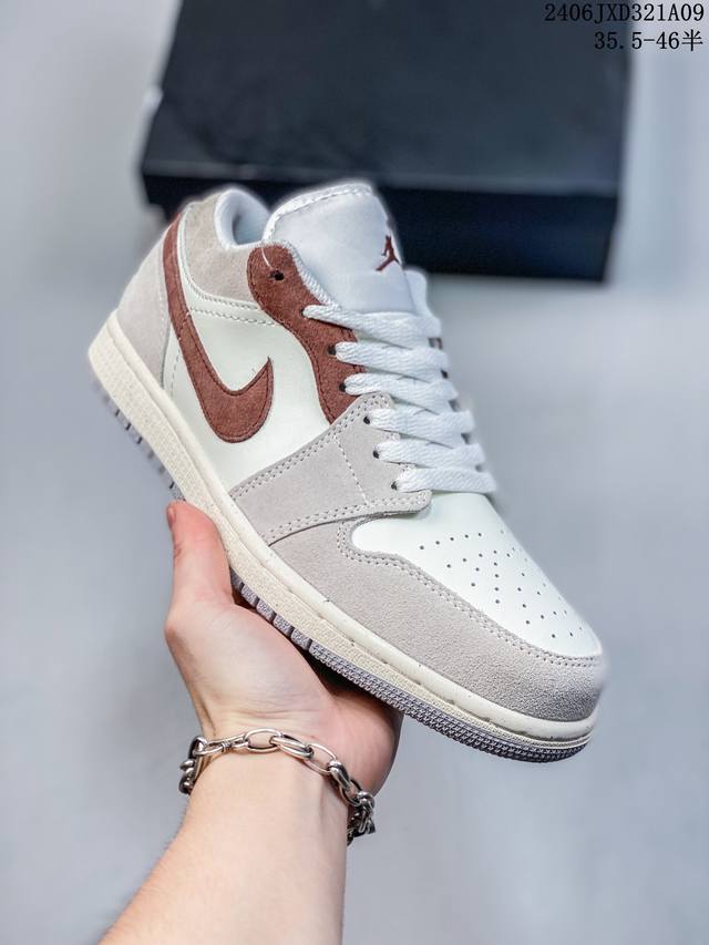 公司级air Jordan 1 Low Premium 燕麦拿铁 官方同步新色 原装级产物 拒绝公底 立体鞋型 细节完美 高清洁度 购置公司同步原材料 原汁原味