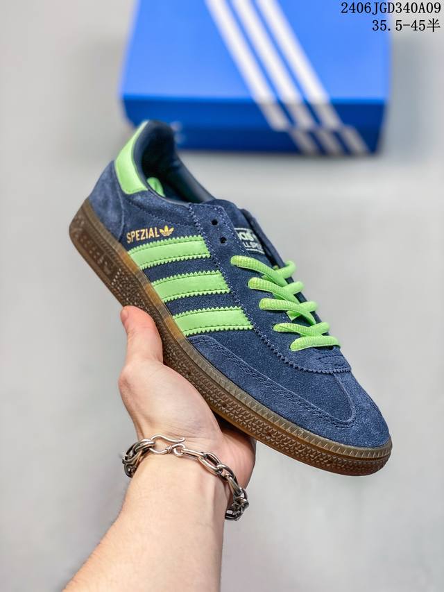 阿迪达斯 德训鞋 Adidas Originals Samba Og Shoes 经典运动鞋小白鞋 T头鞋 男女鞋 彰显休闲摩登风情的时尚经典鞋。它诞生于50年