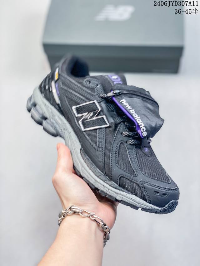 新百伦 New Balance M 6系列 复古运动鞋单品宝藏老爹鞋款。作为nb最经典的档案鞋型之一，与2002一样， 6有着nb最成熟的技术加持和复古款式，而