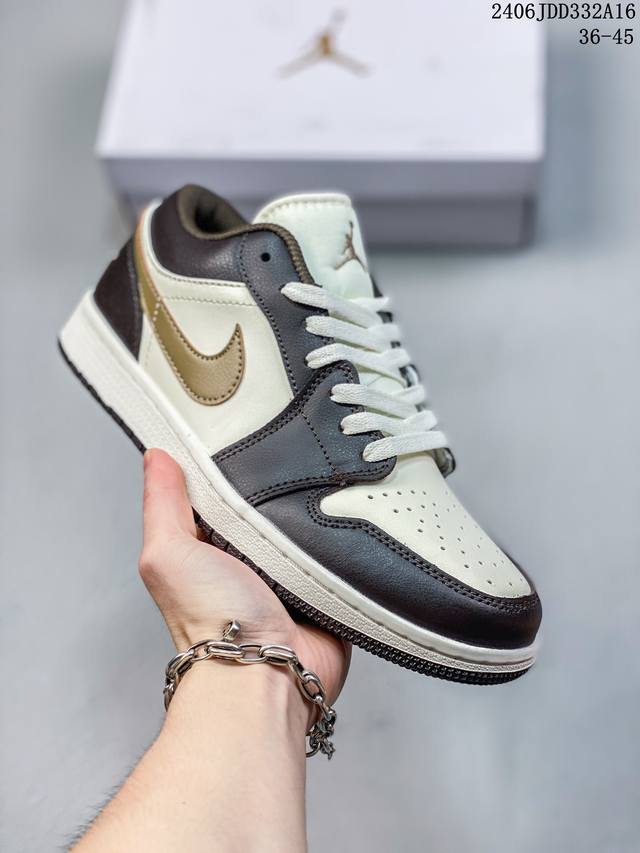 耐克nike Air Jordan 1 Mid“ Aj1 乔1代 乔丹一代低帮经典复古文化休闲运动篮球鞋采用荔枝纹头层皮与牛剖革鞋面材质#中底注胶孔内置真sol