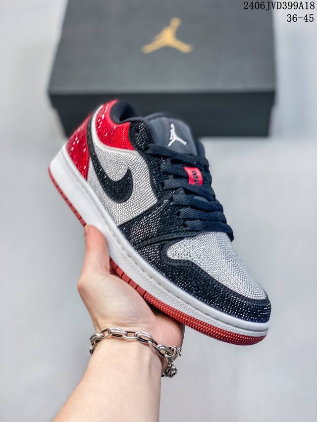 公司级 耐克nike Air Jordan 1 Mid“ Aj1 乔1代 乔丹一代低帮经典复古文化休闲运动篮球鞋采用荔枝纹头层皮与牛剖革鞋面材质#中底注胶孔内置