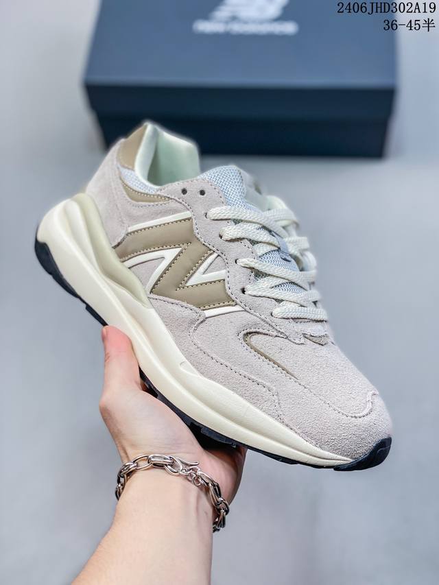 真标带半码 New Balance新百伦 Nb5740系列 货号：W5740Bwr1特别以1988年首度世面的经典574作为设计蓝本保，留574简易约衬的80S